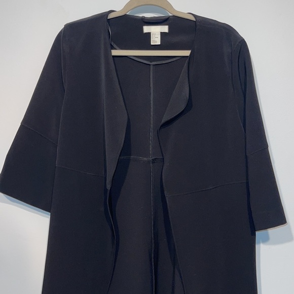 Relaxed Black Midi Blazer - Picture 2 of 4